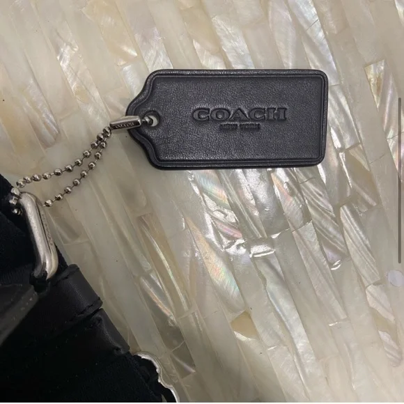 (Unistyle) NWOT Coach Leather Charles Pack w/Deep
Brwn/Blk Signature Coach Print - Picture 6 of 10